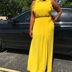 Mustardy yellow dress perfect for weddings or any event